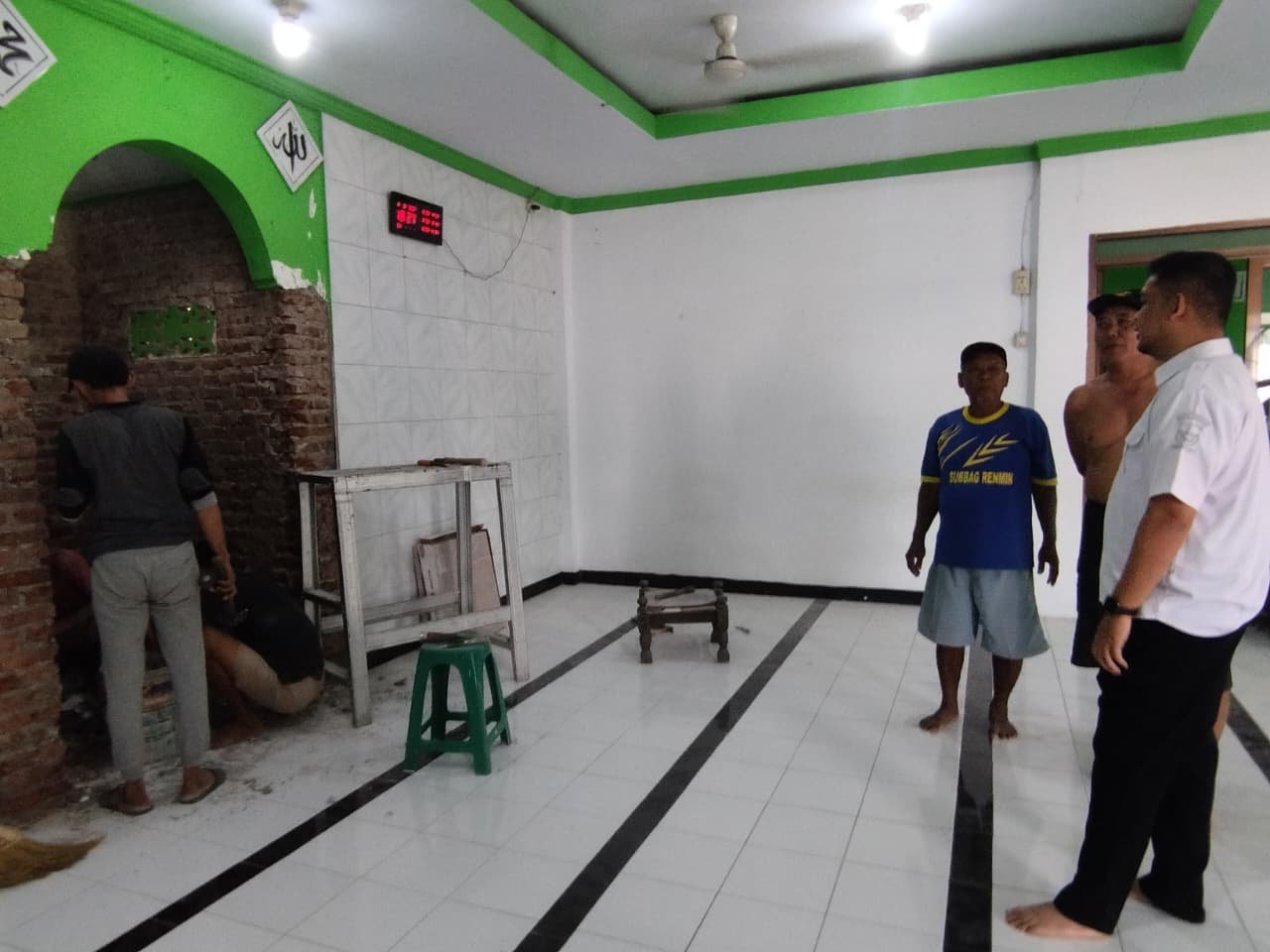 Monitoring Rehab Musholla Ar Rahman RW.04 Lebu